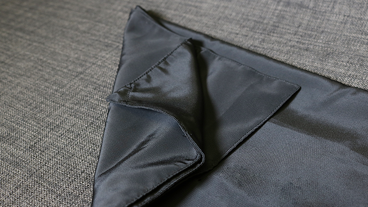 Devil's Handkerchief (Black) by Bazar de Magia 