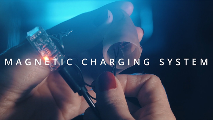 Pro Light 3.0 White Pair (Gimmicks and Online Instructions) by Marc Antoine 