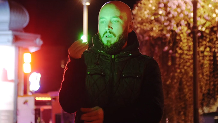 Pro Light 3.0 Green Single (Gimmicks and Online Instructions) by Marc Antoine 