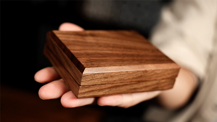 Mirage Box by Stephen Chan & Bond Lee