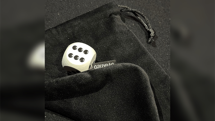 Close Up Vanish Bag by GRUM - Merchant of Magic