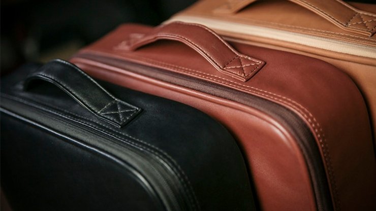Luxury Close Up Bag - Black Case by TCC - Merchant of Magic